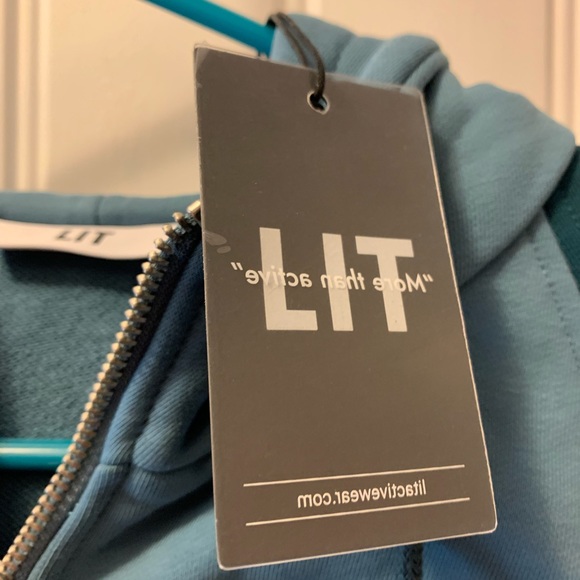 Lit active athletic wear jacket - Picture 2 of 3